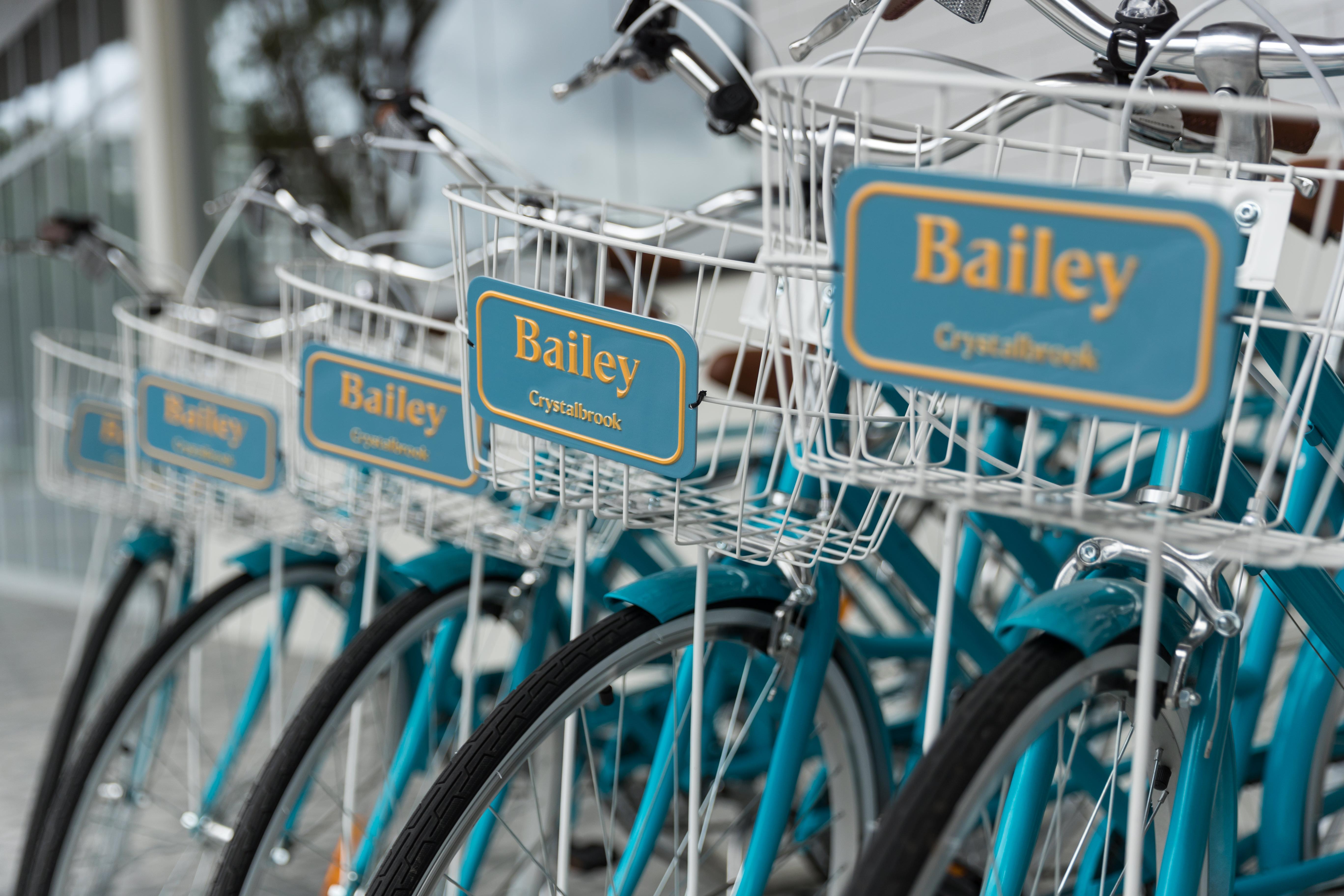 Hotel Crystalbrook Bailey Cairns Exterior foto Bicycles at the station