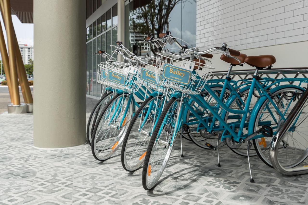Hotel Crystalbrook Bailey Cairns Exterior foto City bikes in Tokyo